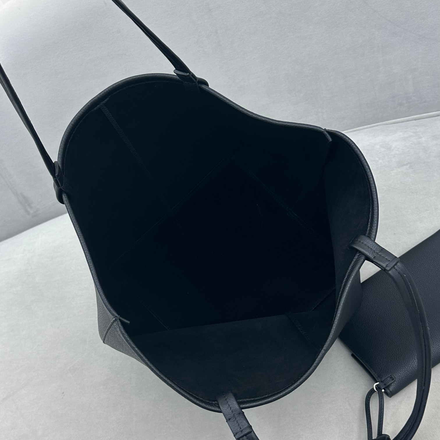 The R0w park tote-25*47*24cm