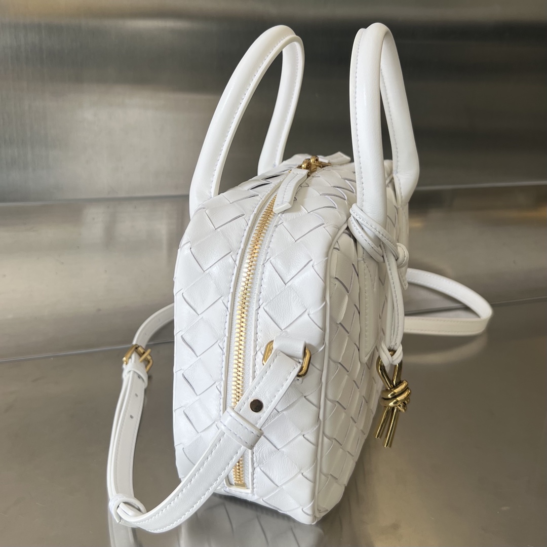 bo*te*ga Ve*ne*ta getaway bag-23.5x17.5x9cm