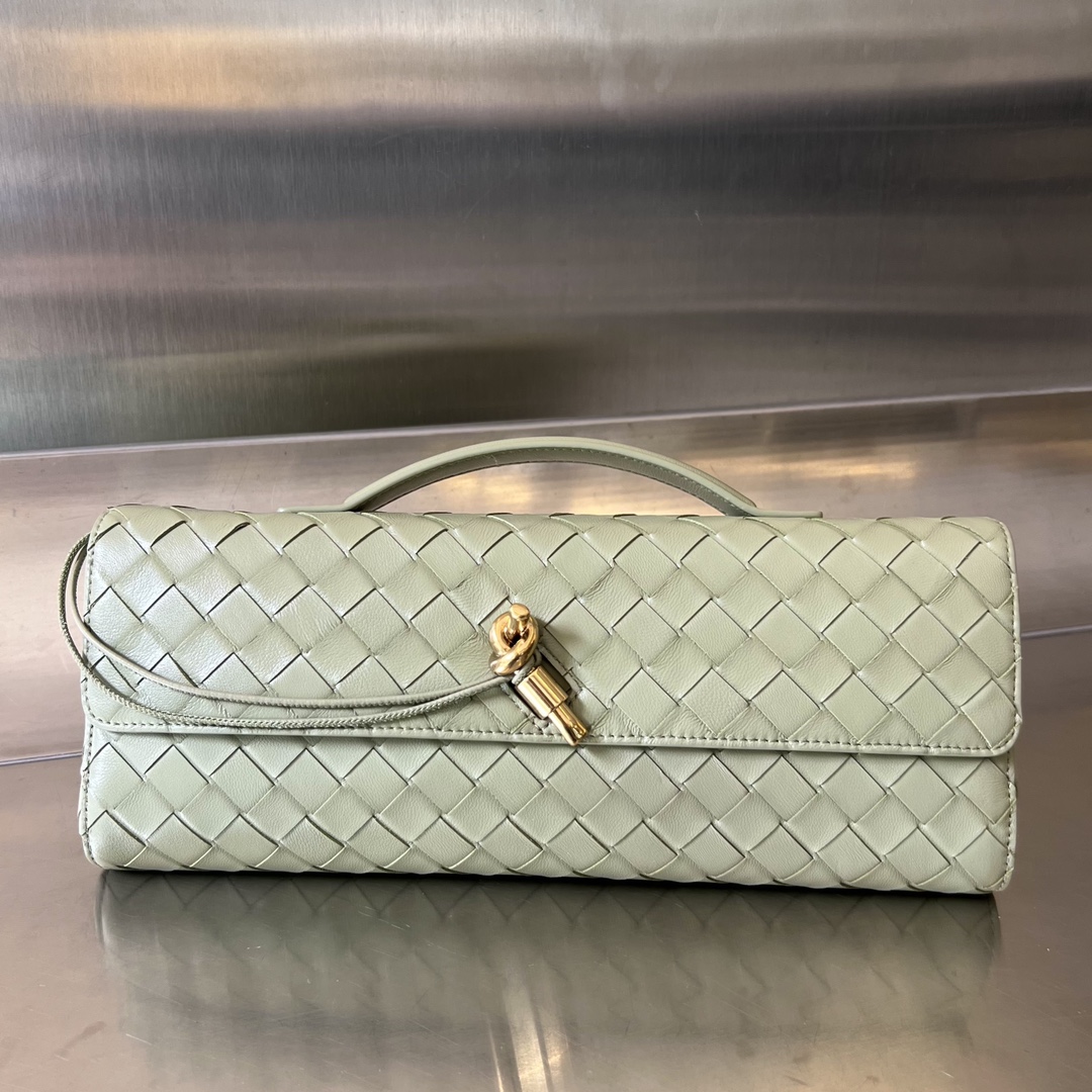 bo*te*ga Ve*ne*ta clutch-31x13x3 cm