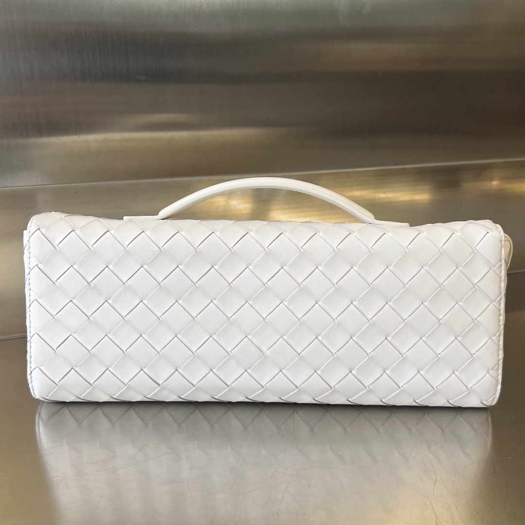 bo*te*ga Ve*ne*ta clutch-31x13x3 cm