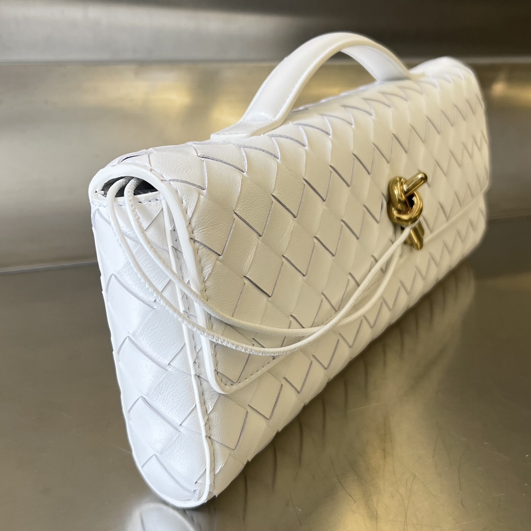 bo*te*ga Ve*ne*ta clutch-31x13x3 cm