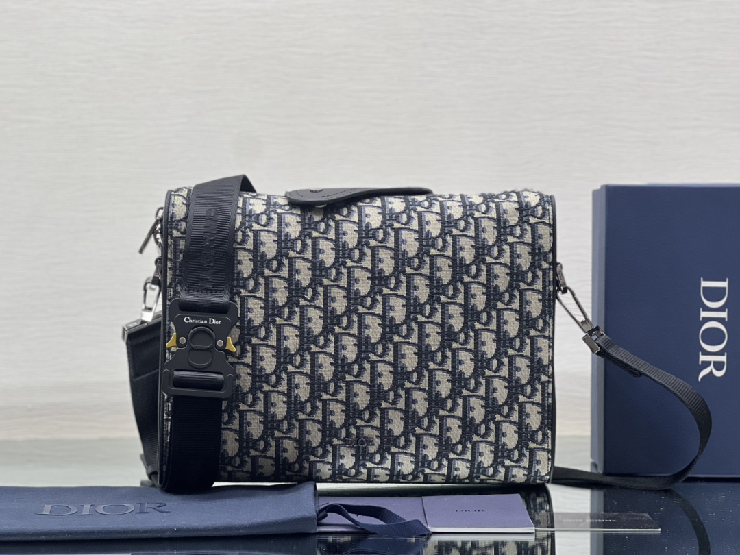 Dio Lingot Bag-29.5 x 21.5 x 7CM