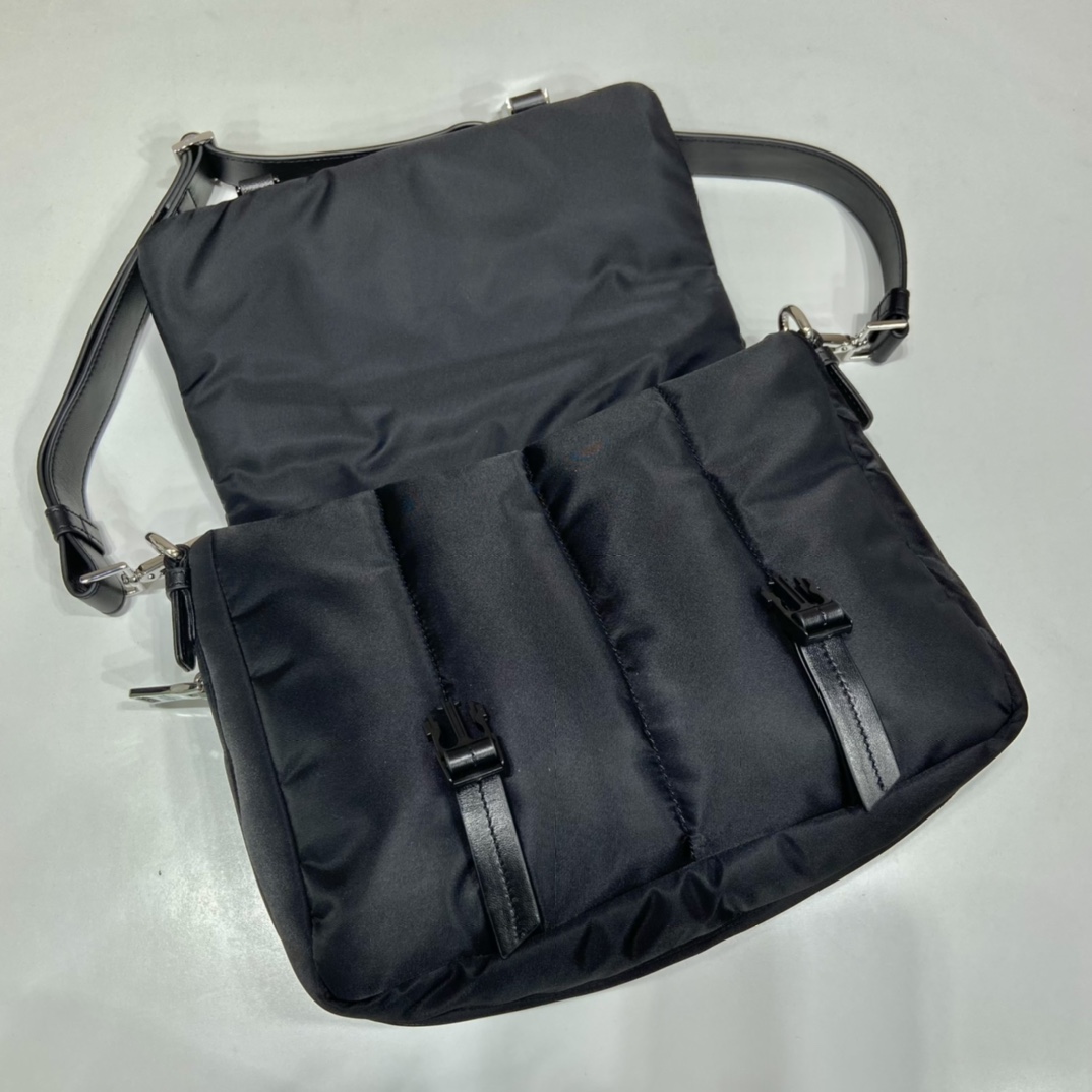 Pra*a 1bh618 vintage bag-27*23*10cm