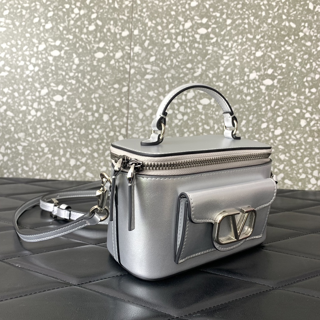 Valentino Alentino Garavani Box Bag-16.5*10*7.5CM