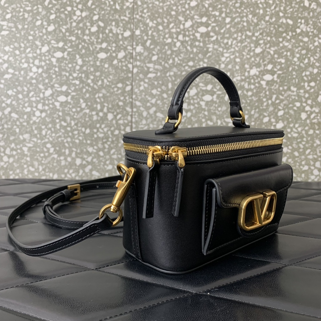 Valentino Alentino Garavani Box Bag-16.5*10*7.5CM