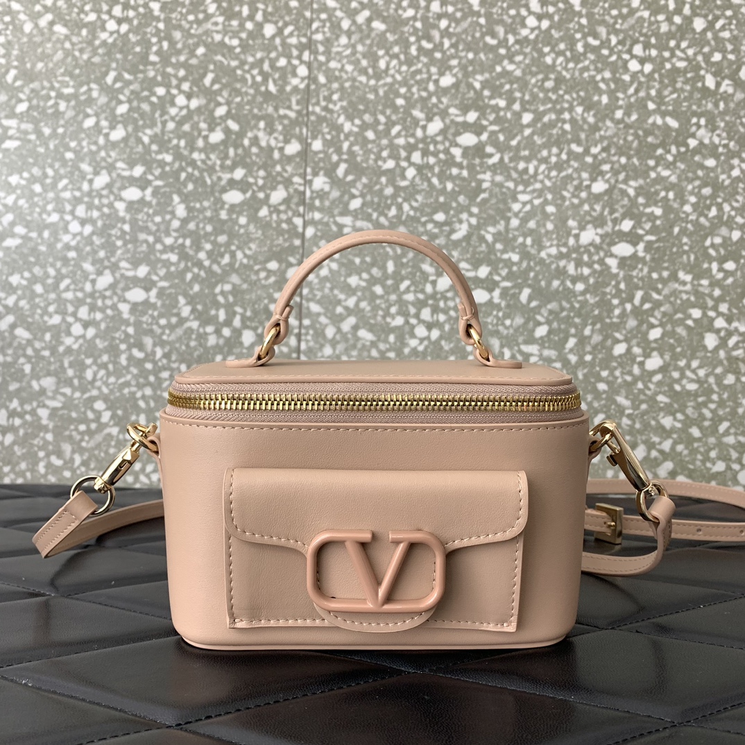Valentino Alentino Garavani Box Bag-16.5*10*7.5CM
