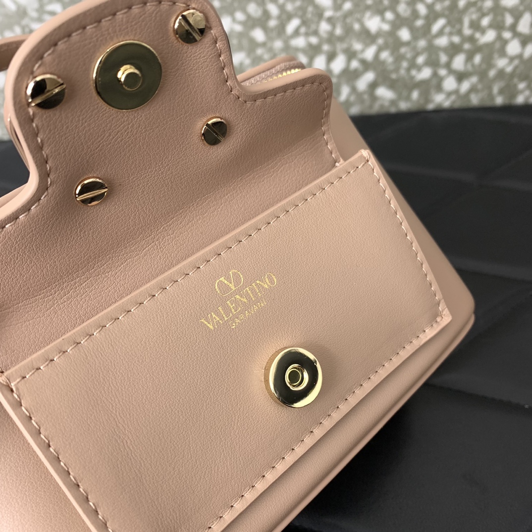 Valentino Alentino Garavani Box Bag-16.5*10*7.5CM