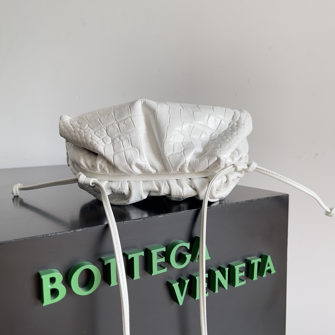 bo*te*ga Ve*ne*ta the pouch bag-23*15*5cm
