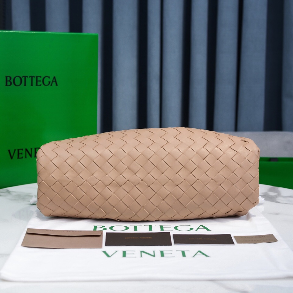 bo*te*ga Ve*ne*ta the pouch bag-38*20*9cm