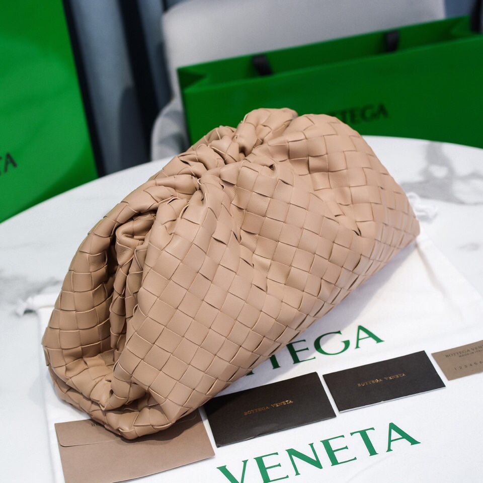 bo*te*ga Ve*ne*ta the pouch bag-38*20*9cm