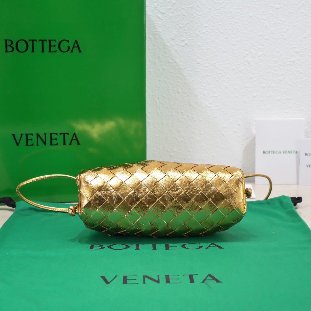 bo*te*ga Ve*ne*ta the pouch bag-22*9cm