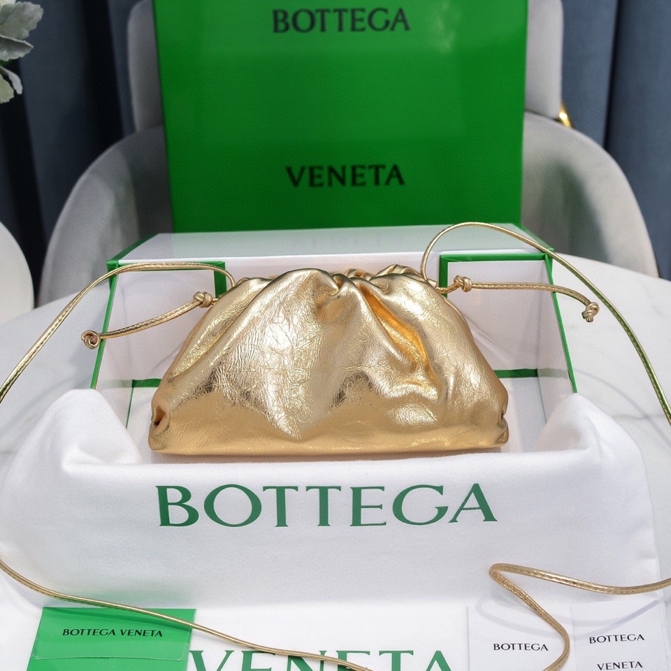 bo*te*ga Ve*ne*ta the pouch bag-22*9cm