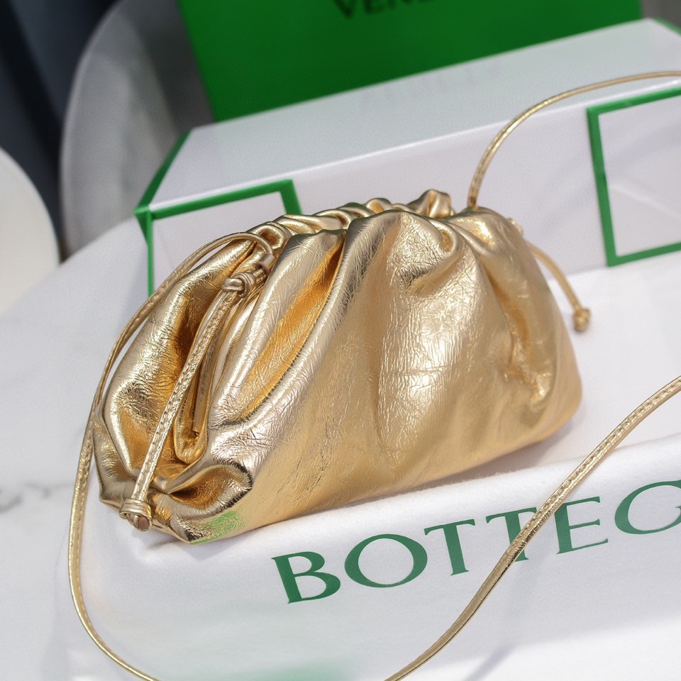 bo*te*ga Ve*ne*ta the pouch bag-22*9cm