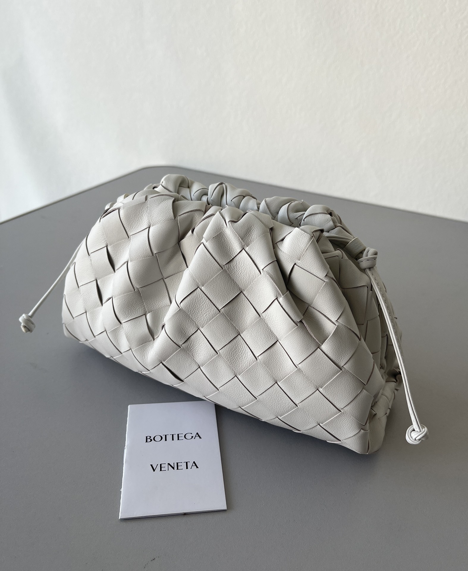 bo*te*ga Ve*ne*ta the pouch bag-22*9cm