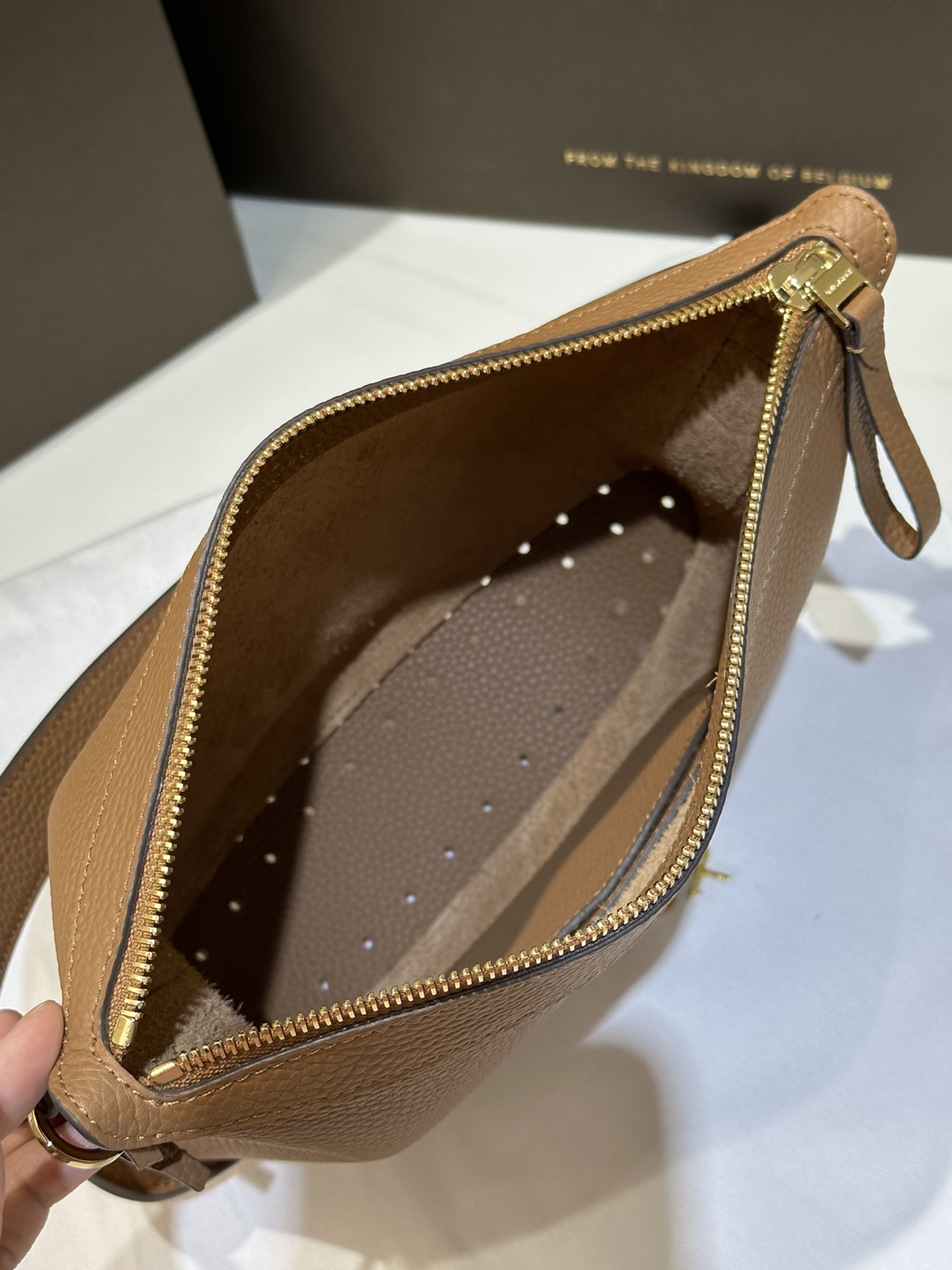 Delvaux Pin Swing Tote-29*9*20CM