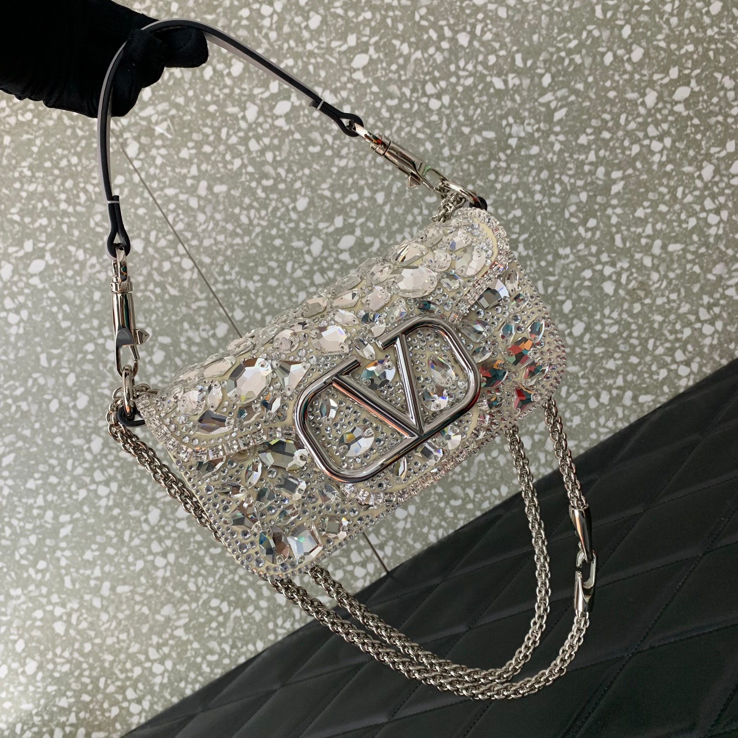 Valentino Garavani Mini Loco Bag-20*11*5CM