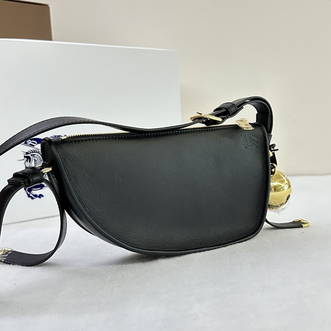 B**rry shield bag-26*5.5*13.5cm
