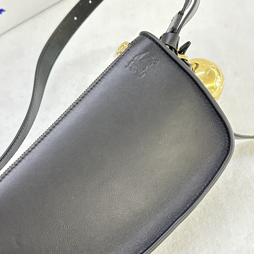 B**rry shield bag-26*5.5*13.5cm