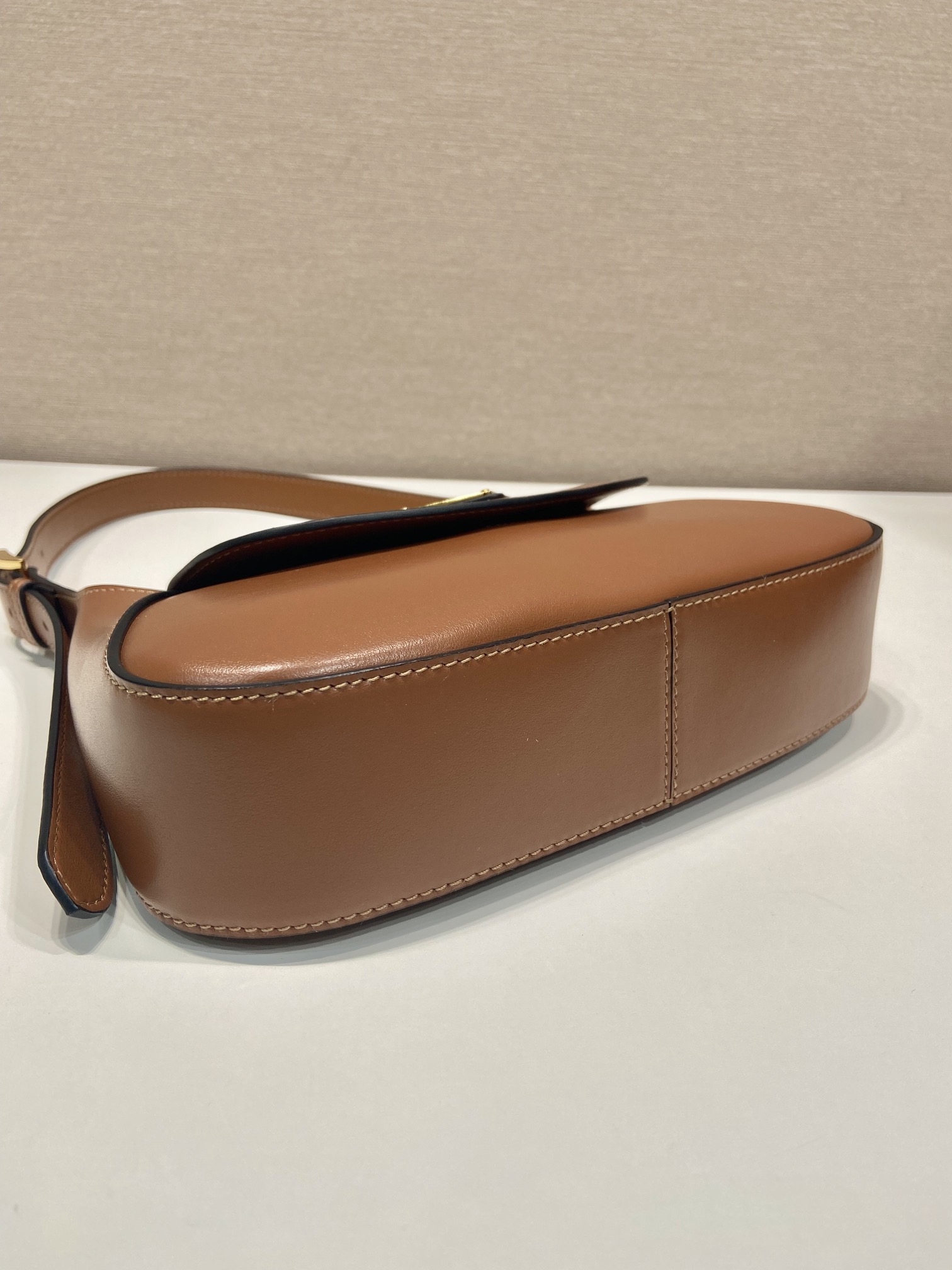 Pra*a crossbody bag 1bd358-24*15*5cm