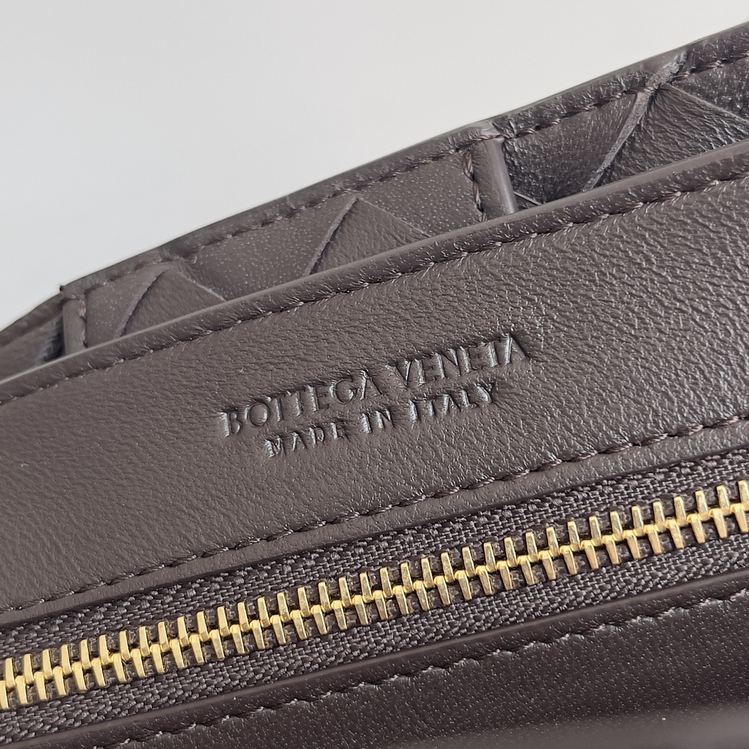 bo*te*ga Ve*ne*ta andiamo-25*22*10.5cm