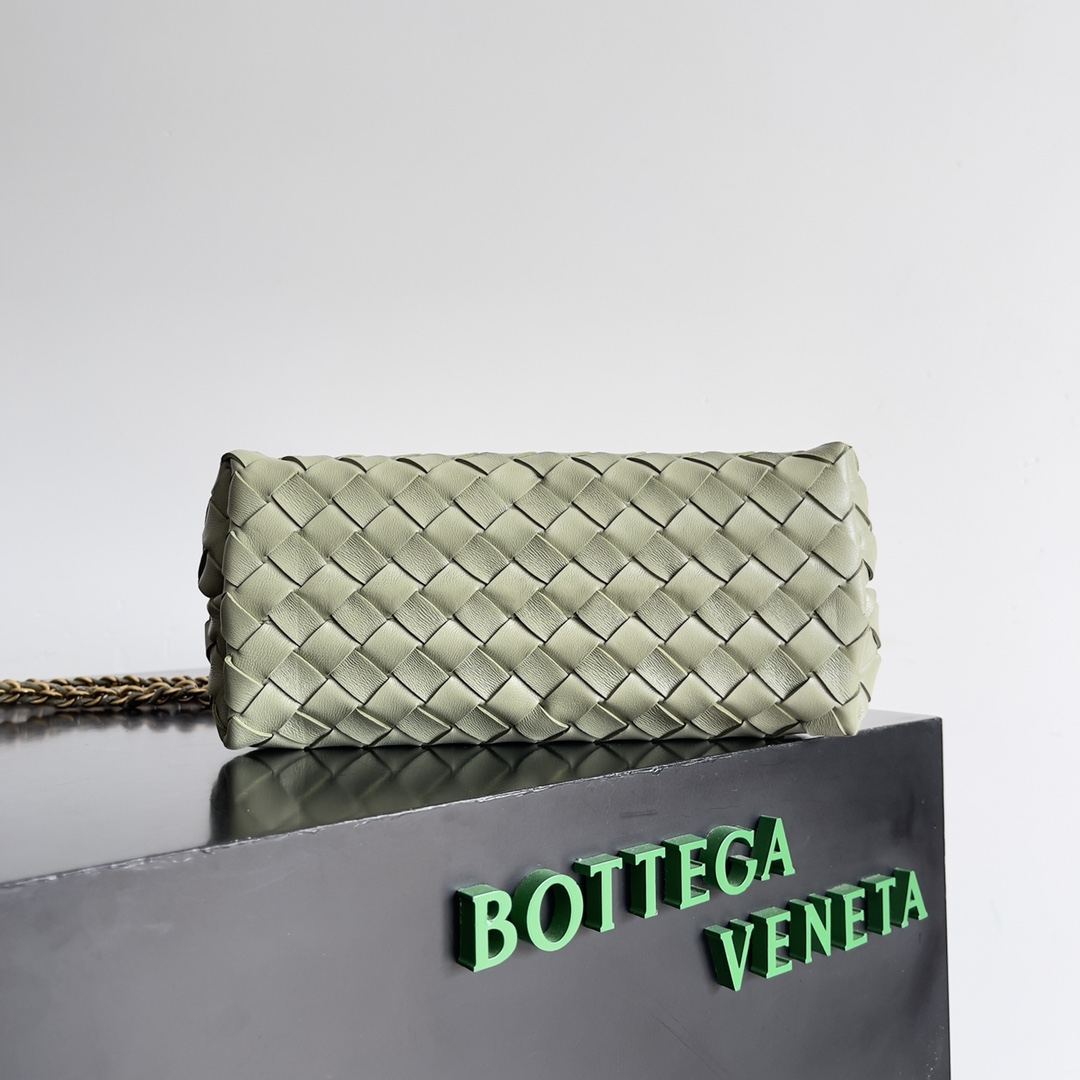 bo*te*ga Ve*ne*ta andiamo-25*22*10.5cm