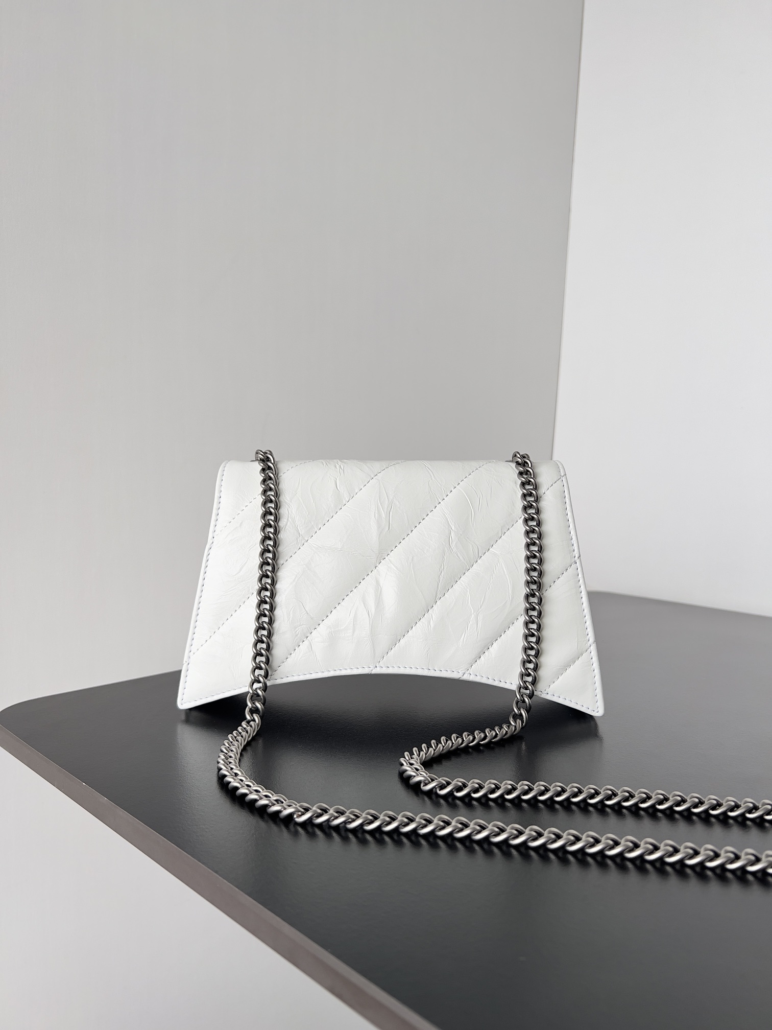 Ba*len*cia*ga crush chain bag-21.8*9.9*4.8cm