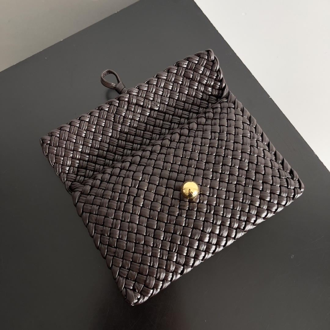 bo*te*ga Ve*ne*ta pouch bag-19*12.5*1cm