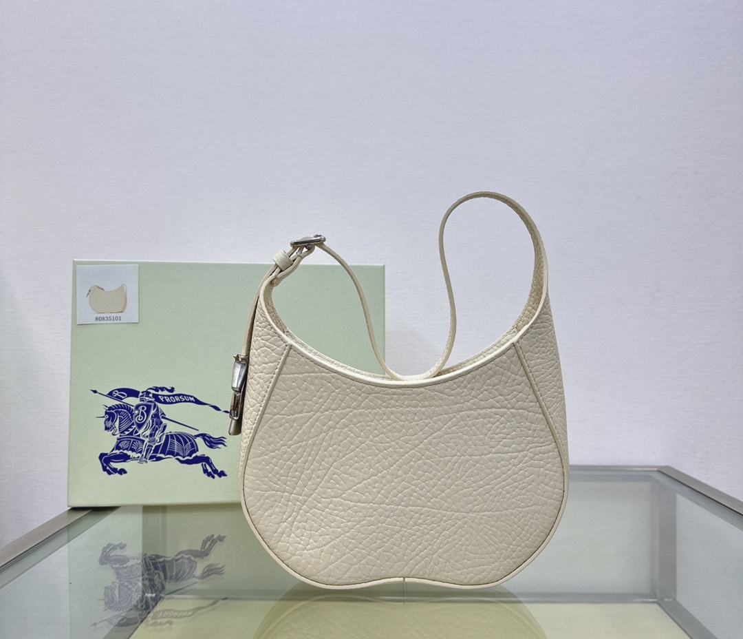 B**rry chess bag-23 x 4.5 x 19cm