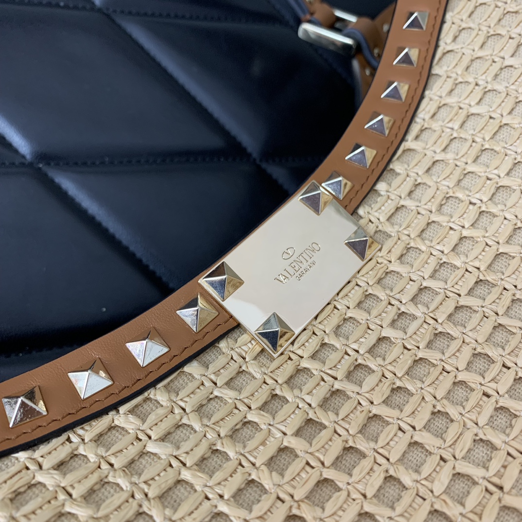 Valentino Rockstud Raffia Tote-31*30*13.5CM