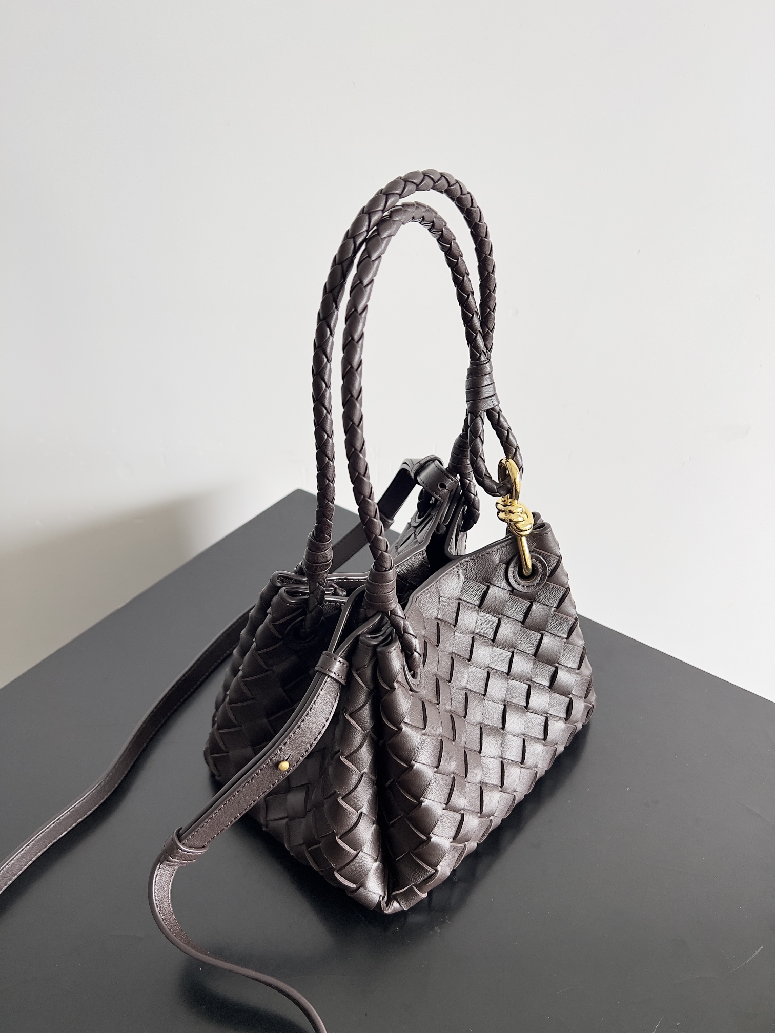 bo*te*ga Ve*ne*ta andiamo parachute tote-21*17*16.5cm