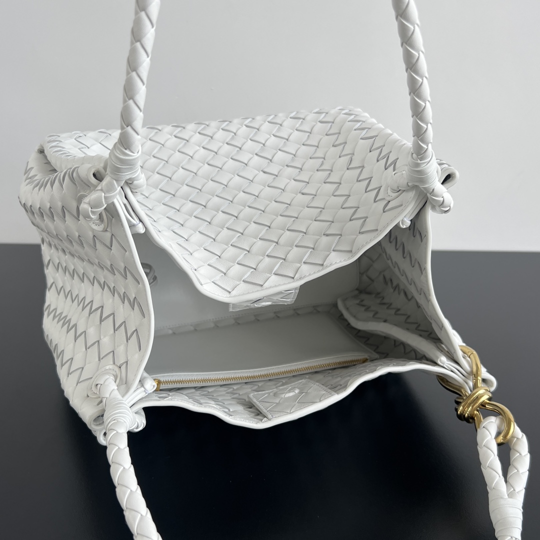 bo*te*ga Ve*ne*ta intrecciato tote-30x26x20cm