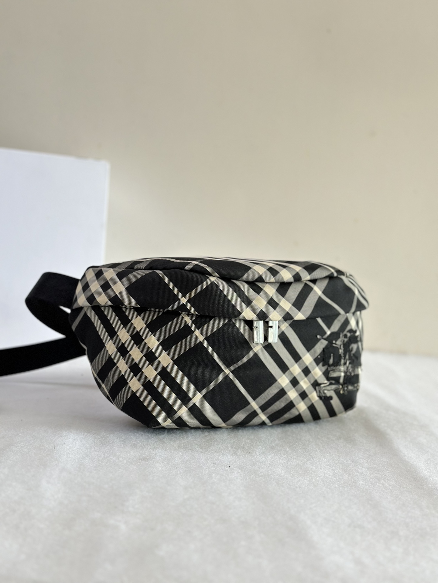 B**rry waist bags-33 x 11 x 18cm