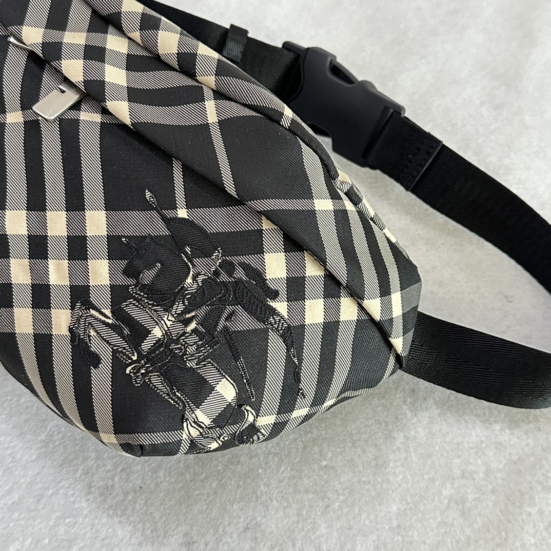 B**rry waist bags-33 x 11 x 18cm