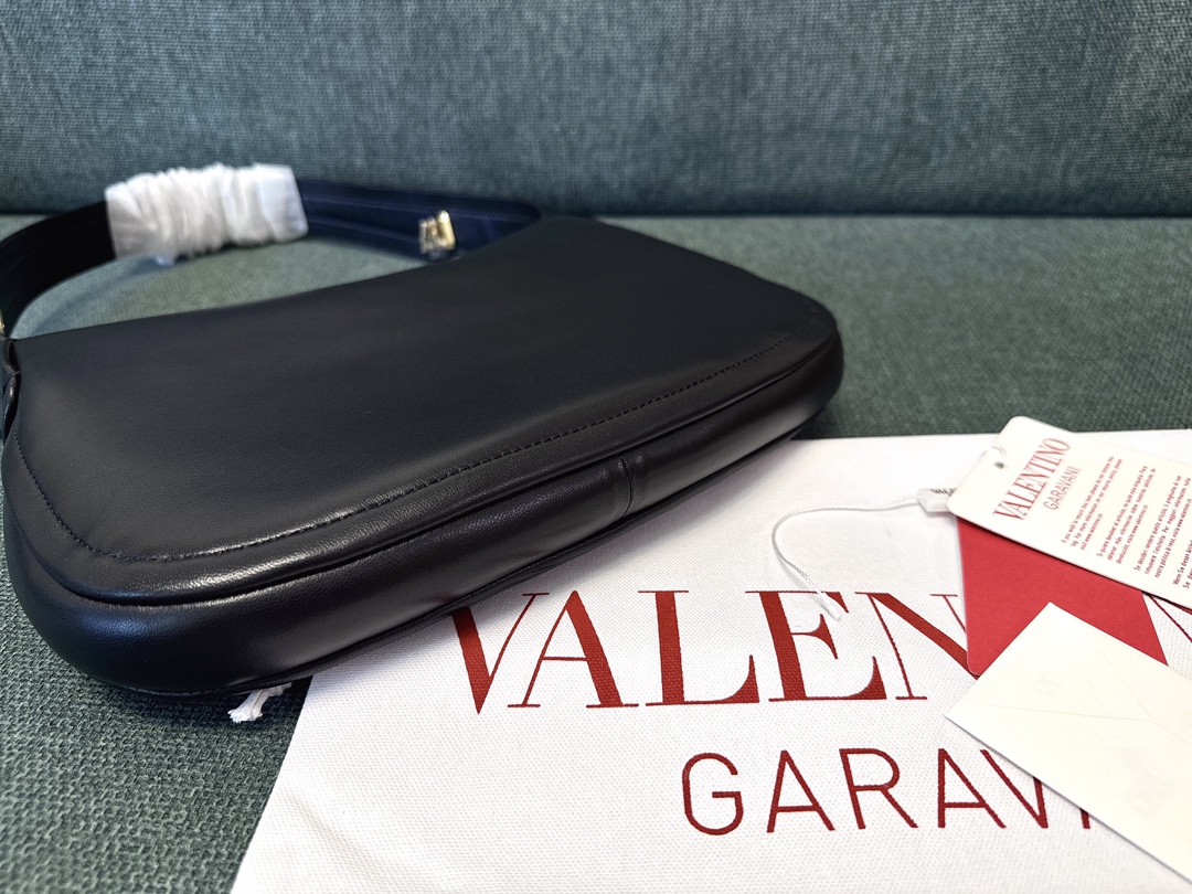 Valentino Hobo Bag-24x30x3CM