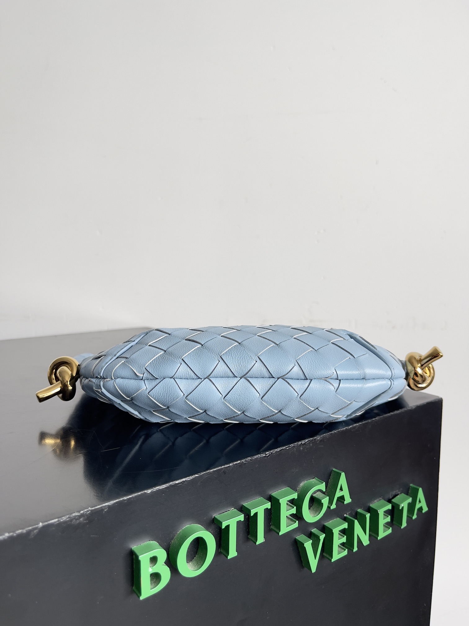 bo*te*ga Ve*ne*ta mini solstce bag-28*18*5cm
