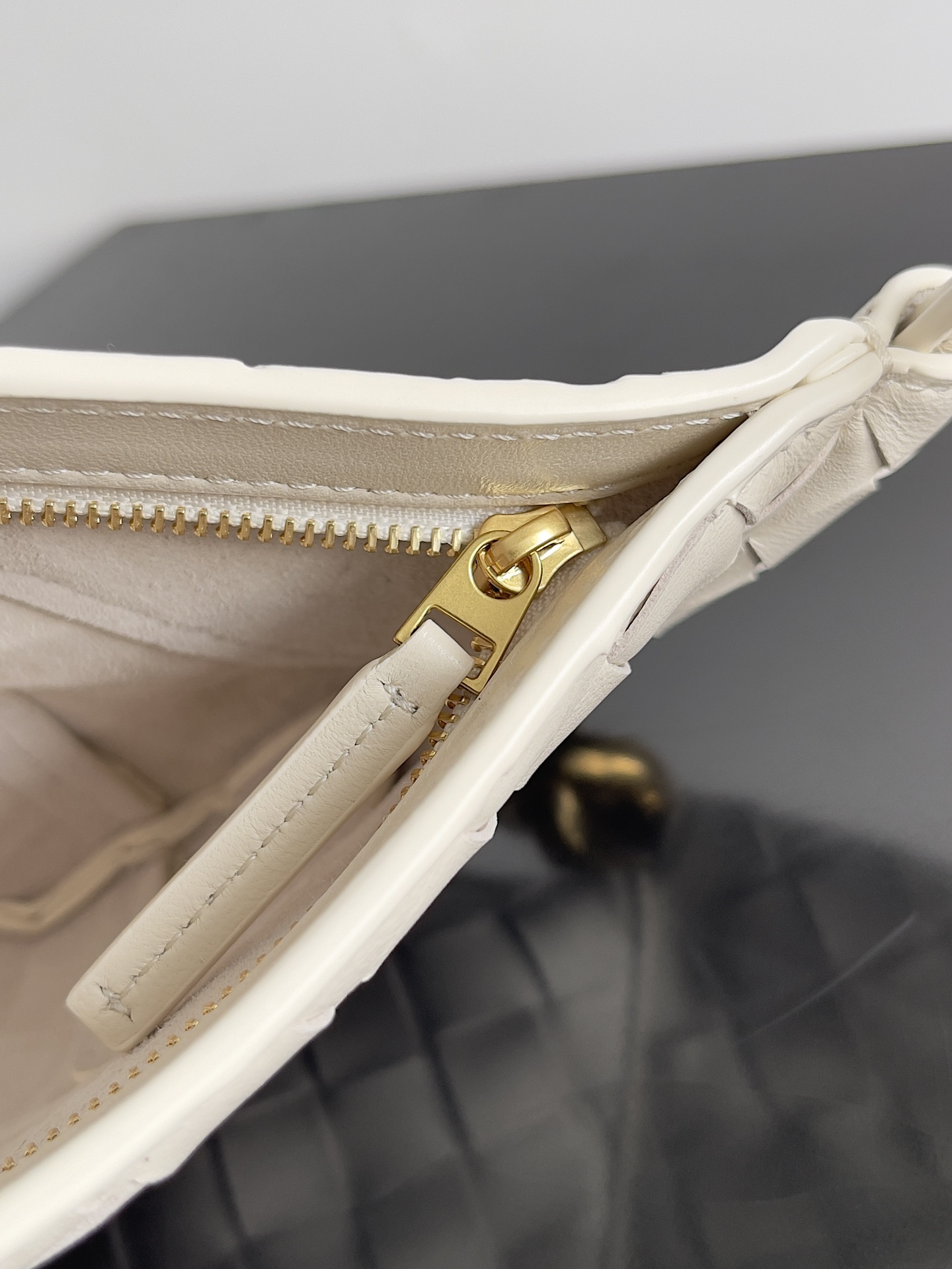 bo*te*ga Ve*ne*ta mini solstce bag-28*18*5cm