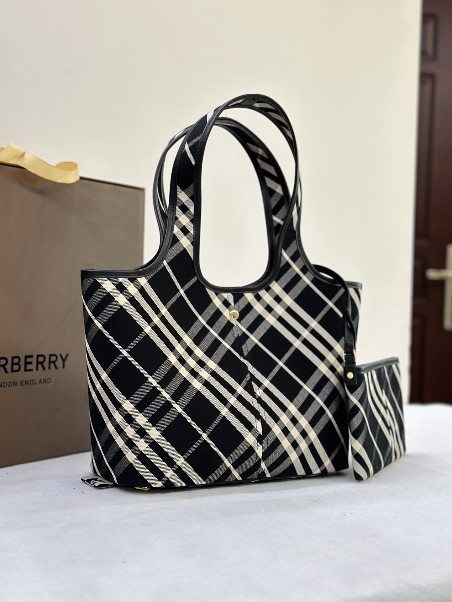 B**rry tote-41 x 24 x 26cm
