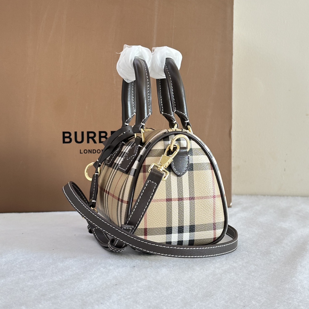 B**rry bucket-18.5 x 11 x 12cm