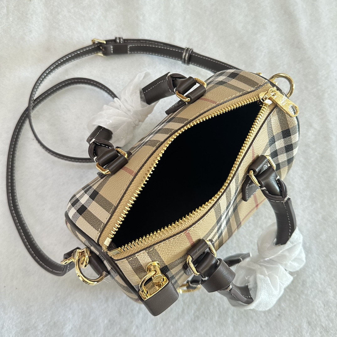 B**rry bucket-18.5 x 11 x 12cm