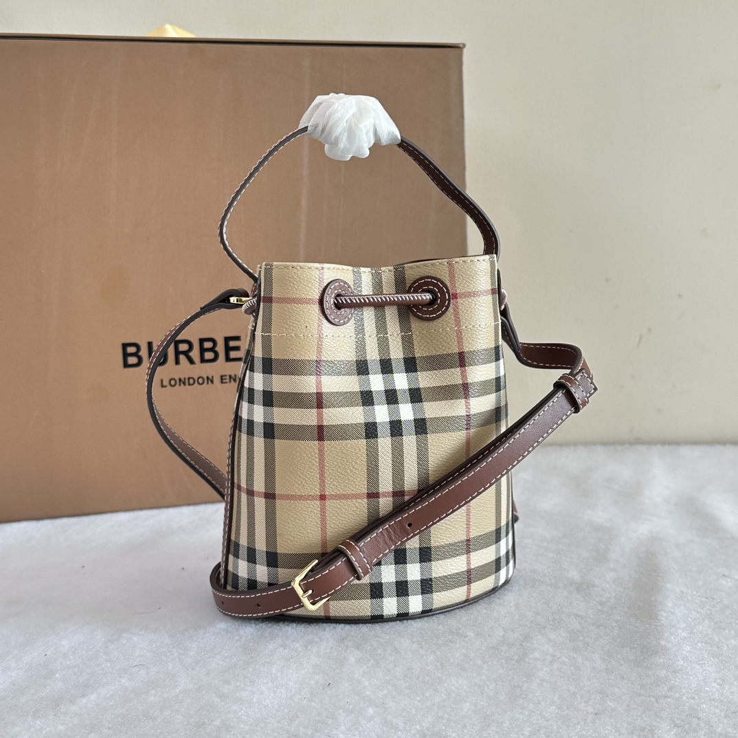 B**rry bucket-16.5 x 11 x 18.5cm