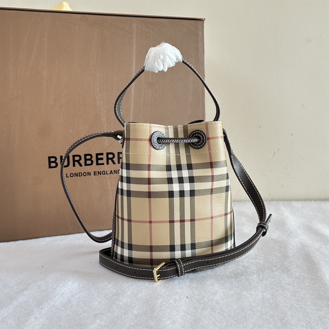 B**rry bucket-16.5 x 11 x 18.5cm