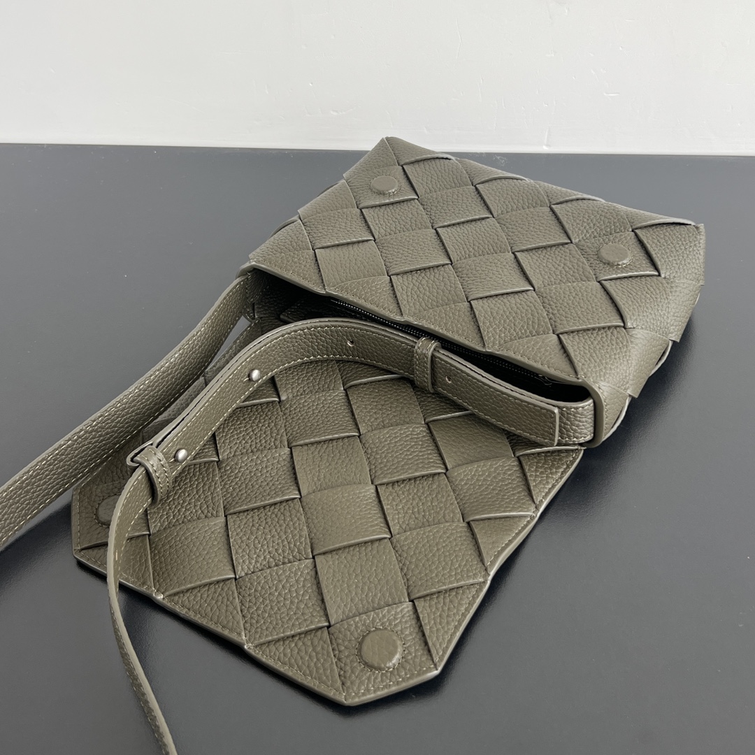 bo*te*ga Ve*ne*ta diago crossbody bag-22.5x16.5x5.5cm