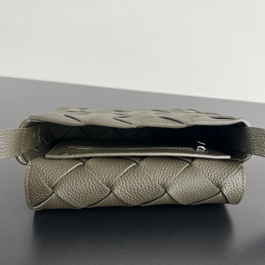 bo*te*ga Ve*ne*ta diago crossbody bag-22.5x16.5x5.5cm