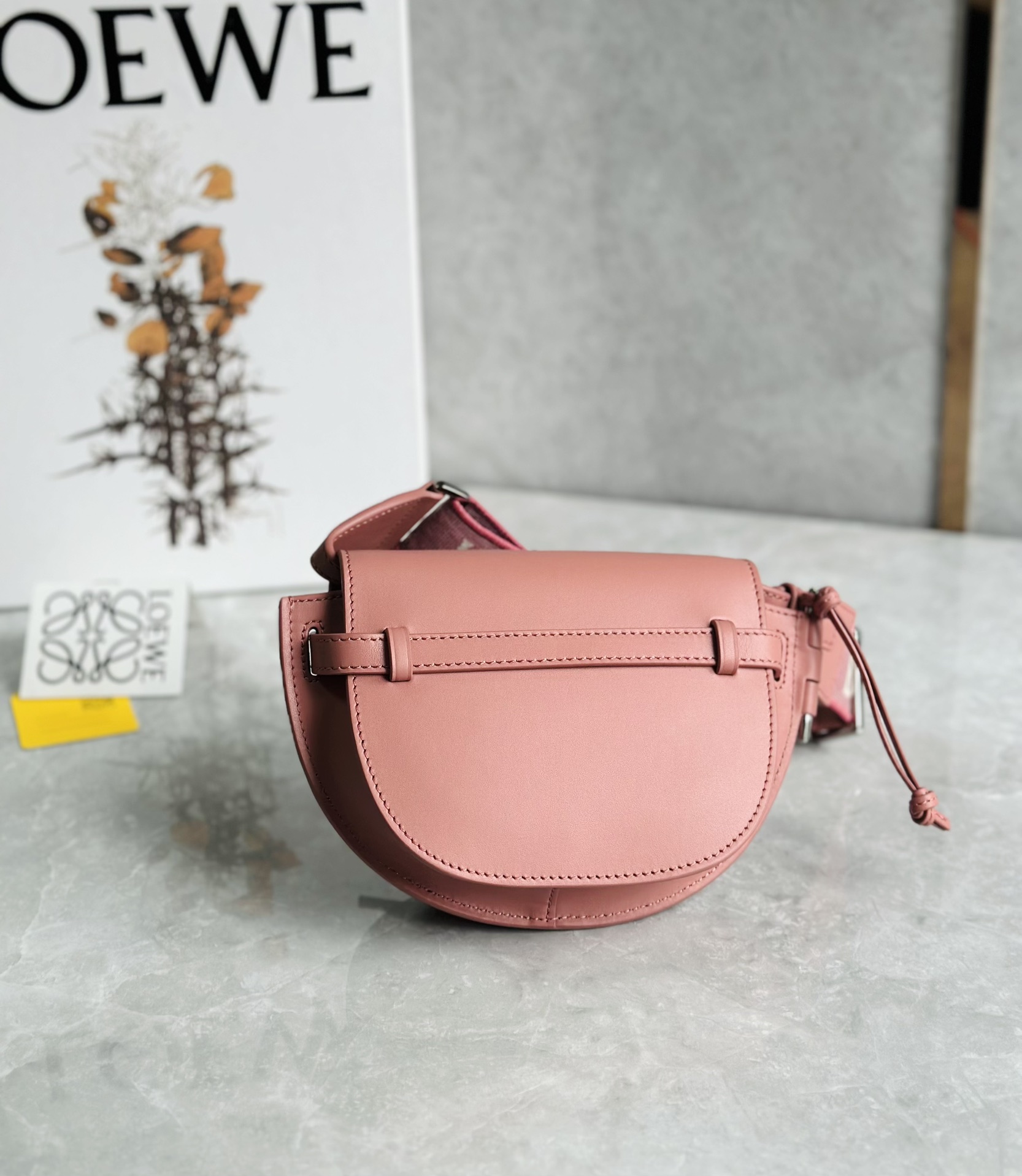 L0ew* mini puzzle gatedual bag-21*12.5*9cm