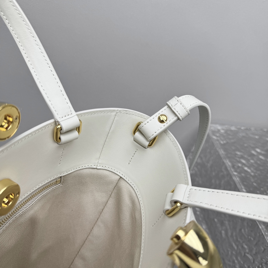 Jacquemus Le Petit Bambo Bag-10*10*20CM