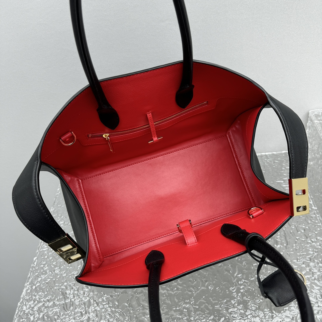 Ferragamo Top-handle Bag-32*22*14CM