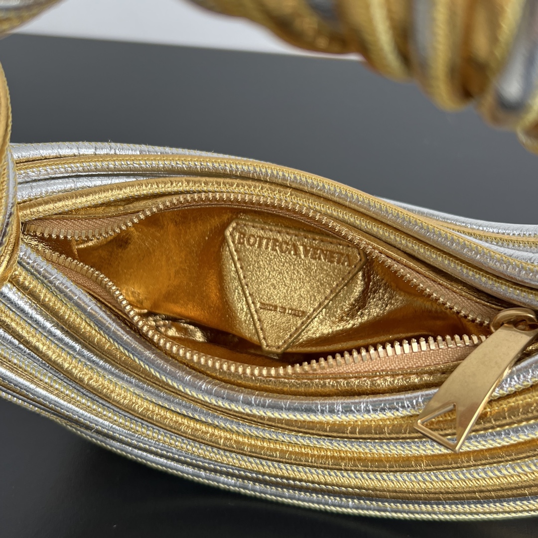 B0tt*ga jodie-28x23x8cm