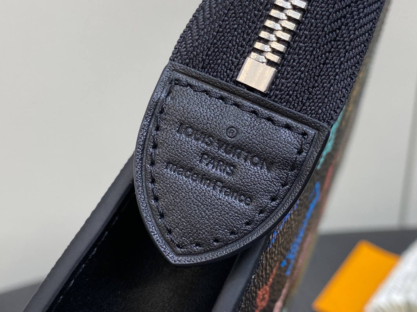 l0vis Vvtt0n pochette voyage-m13746-27 x 21 x 6cm