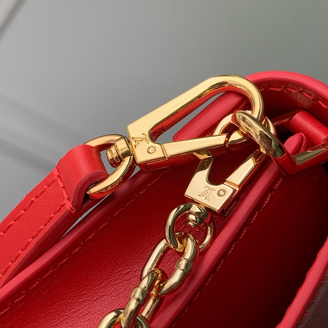 l0vis Vvtt0n wallet on chain capucines m12143-12 x 4 x 23cm