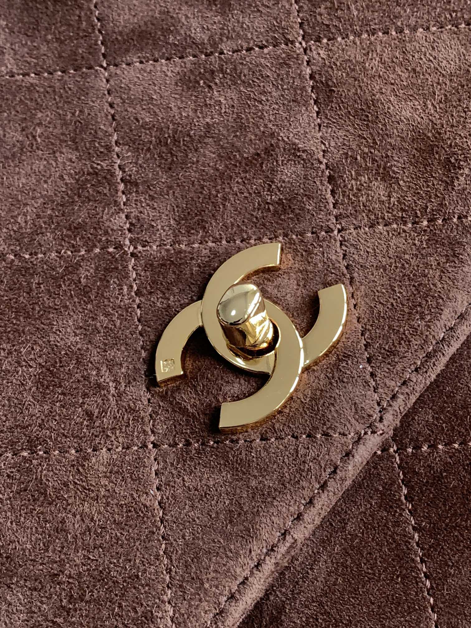 Ch@nel Vintage Flap Bag-28X 12.5 X 24CM